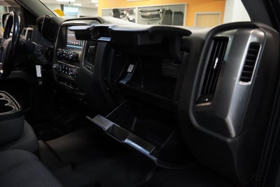 2019 Chevrolet Silverado 1500 LD LT 4WD w/5.3L V8
