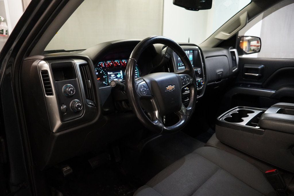 2019 Chevrolet Silverado 1500 LD LT 4WD w/5.3L V8