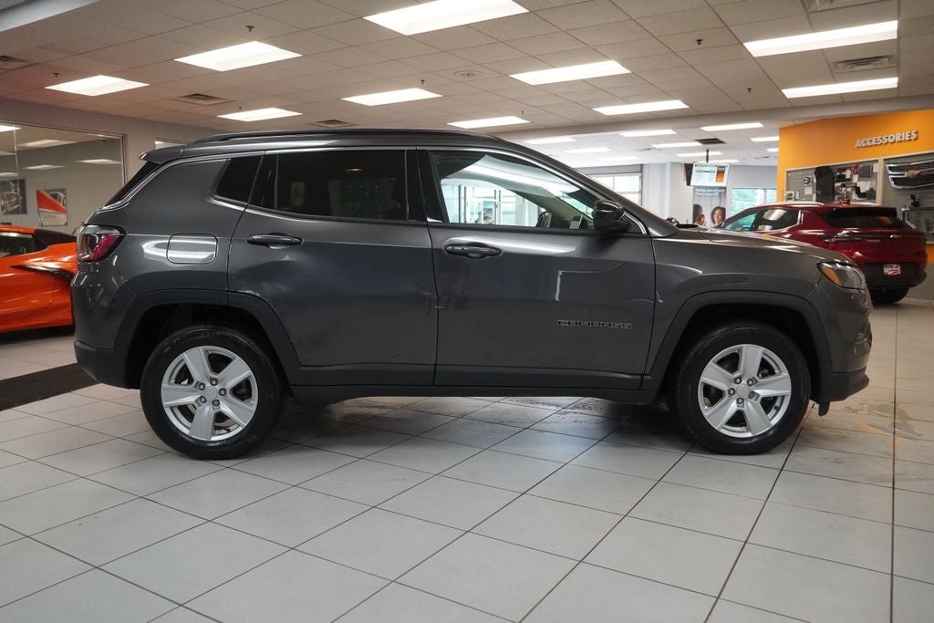 2022 Jeep Compass Latitude 4WD
