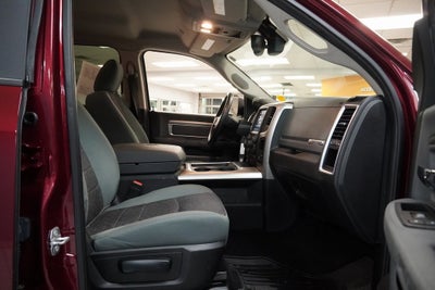 2018 RAM 1500 Big Horn CREW CAB 4X4