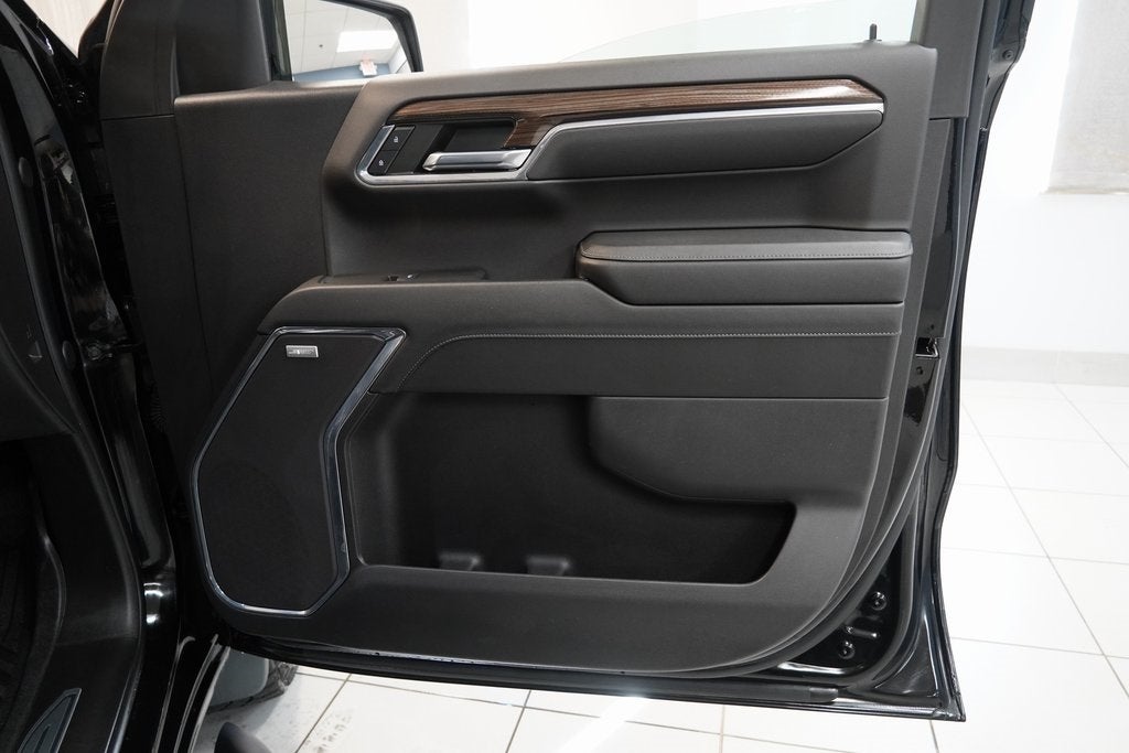 2024 Chevrolet Silverado 1500 LT Trail Boss CREW CAB 4X4