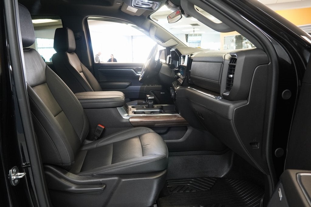 2024 Chevrolet Silverado 1500 LT Trail Boss CREW CAB 4X4