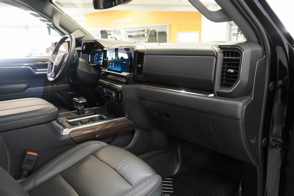 2024 Chevrolet Silverado 1500 LT Trail Boss CREW CAB 4X4