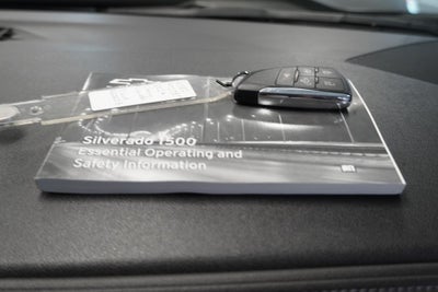 2024 Chevrolet Silverado 1500 LT Trail Boss CREW CAB 4X4