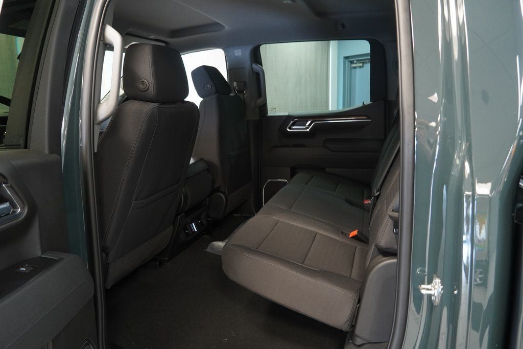 2026 Chevrolet Silverado 1500 LT LT1