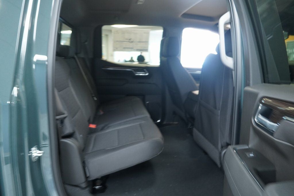 2026 Chevrolet Silverado 1500 LT LT1