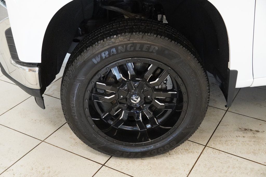 2020 Chevrolet Silverado 1500 LT CREW CAB 4X4