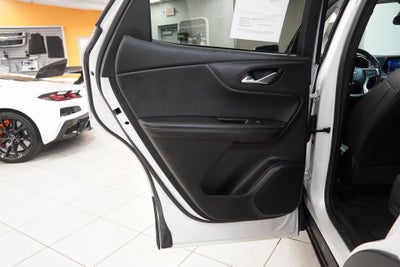 2022 Chevrolet Blazer LT / 3LT AWD w/Heated Leather Seats