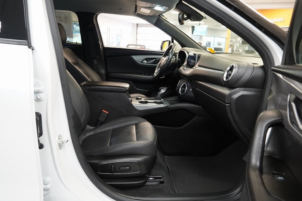 2022 Chevrolet Blazer LT / 3LT AWD w/Heated Leather Seats