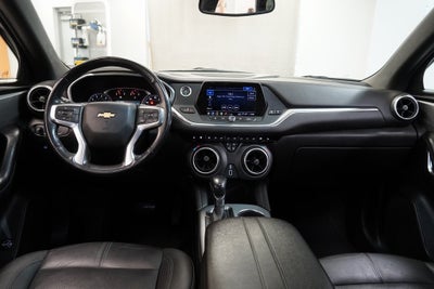 2022 Chevrolet Blazer LT / 3LT AWD w/Heated Leather Seats