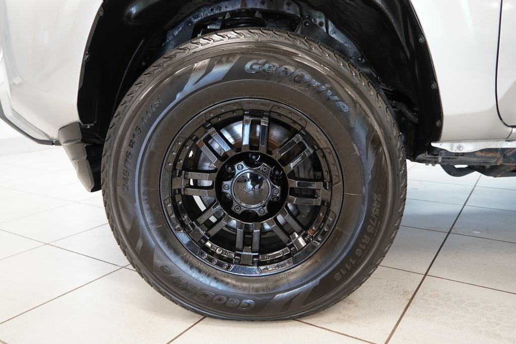 2023 Toyota Tacoma CREW CAB 4X4 V6