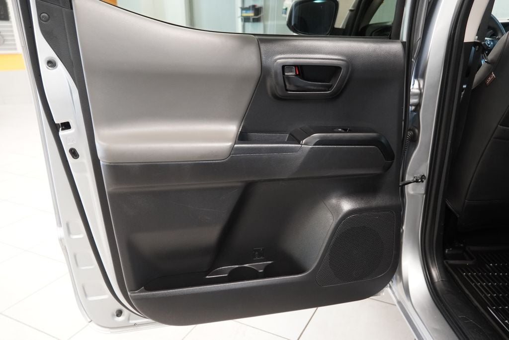 2023 Toyota Tacoma CREW CAB 4X4 V6