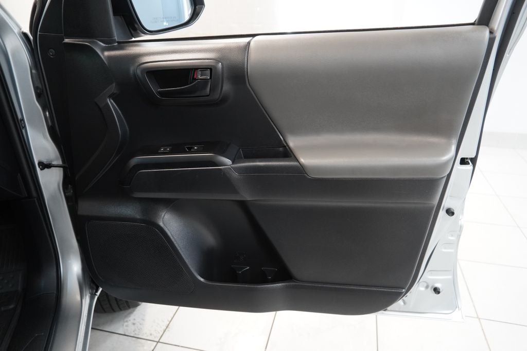 2023 Toyota Tacoma CREW CAB 4X4 V6