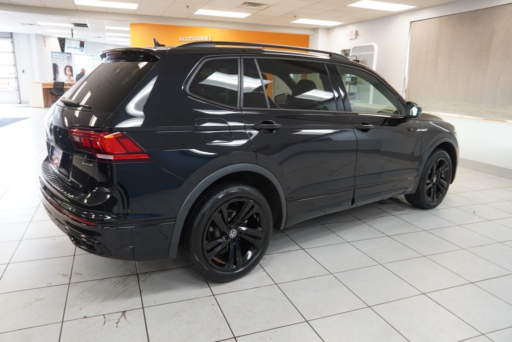 2023 Volkswagen Tiguan 2.0T SE R-Line Black
