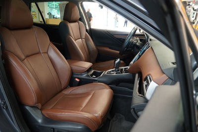 2022 Subaru Outback Touring XT AWD