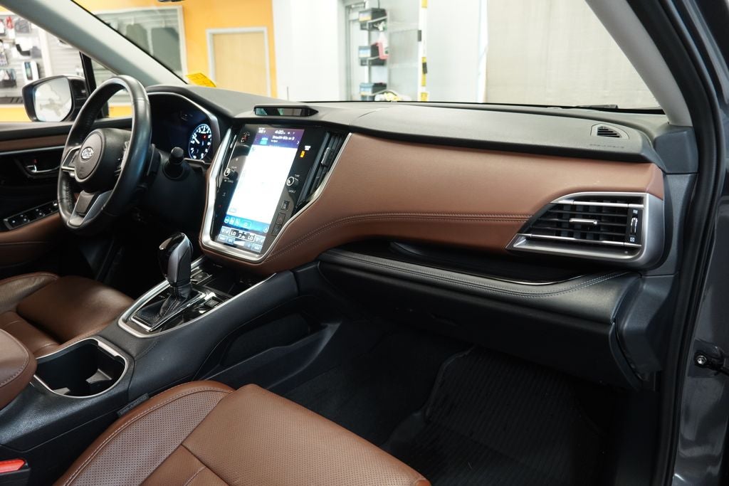 2022 Subaru Outback Touring XT AWD