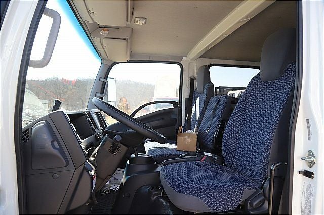 2025 Chevrolet 5500 XG LCF Gas WORK TRUCK