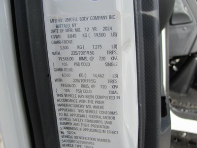 2025 Chevrolet 5500 XG LCF Gas WORK TRUCK