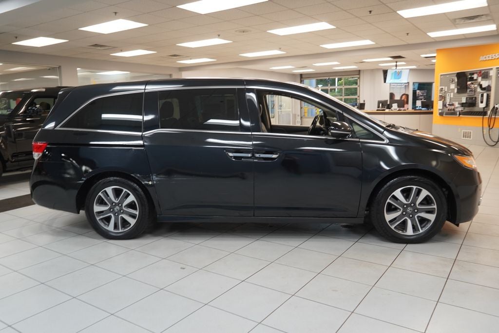 2016 Honda Odyssey Touring Elite ( PRE-AUCTION)