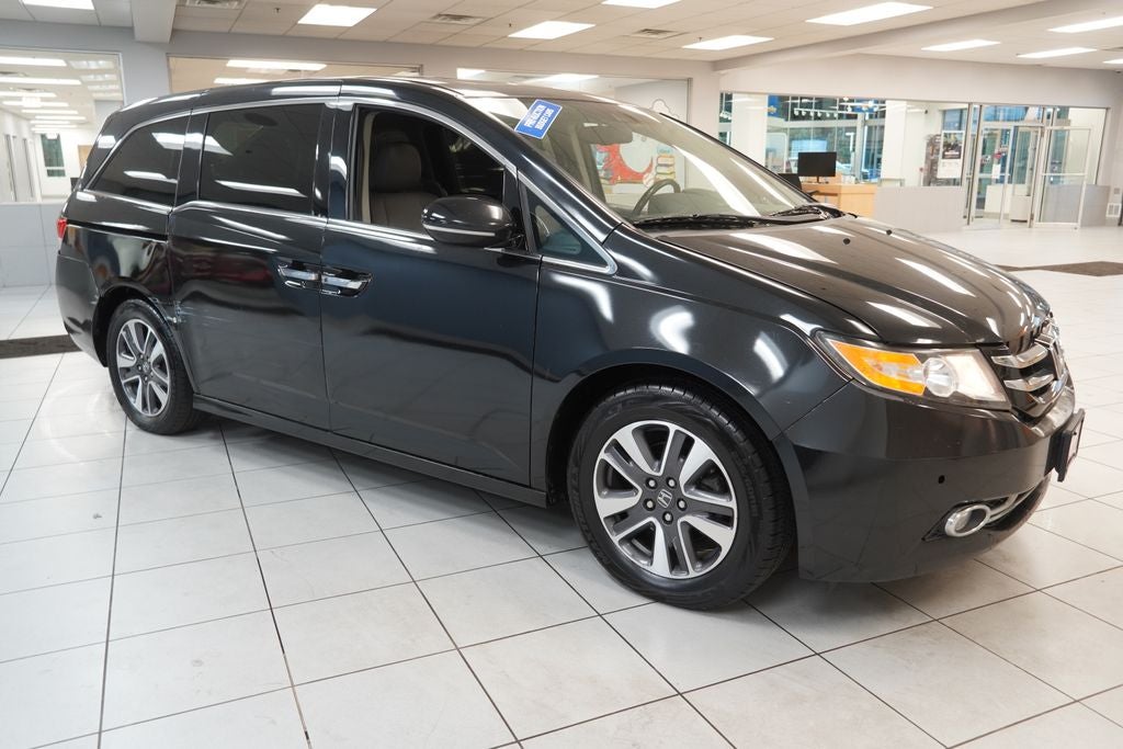 2016 Honda Odyssey Touring Elite ( PRE-AUCTION)