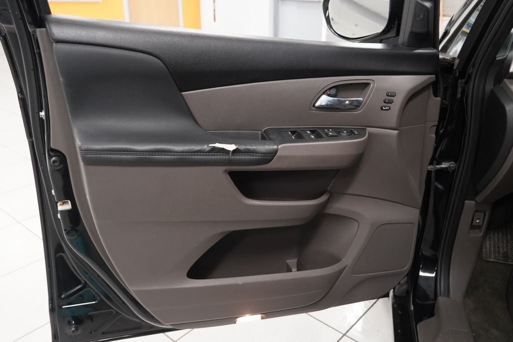 2016 Honda Odyssey Touring Elite ( PRE-AUCTION)