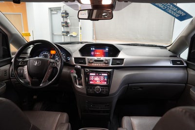 2016 Honda Odyssey Touring Elite ( PRE-AUCTION)