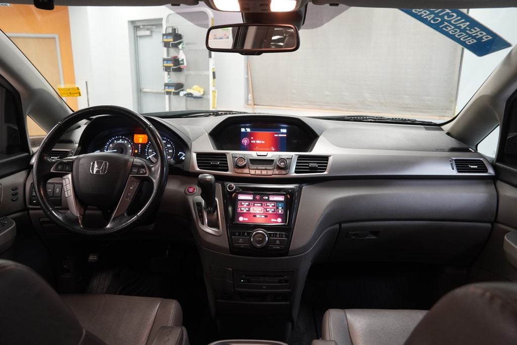 2016 Honda Odyssey Touring Elite ( PRE-AUCTION)