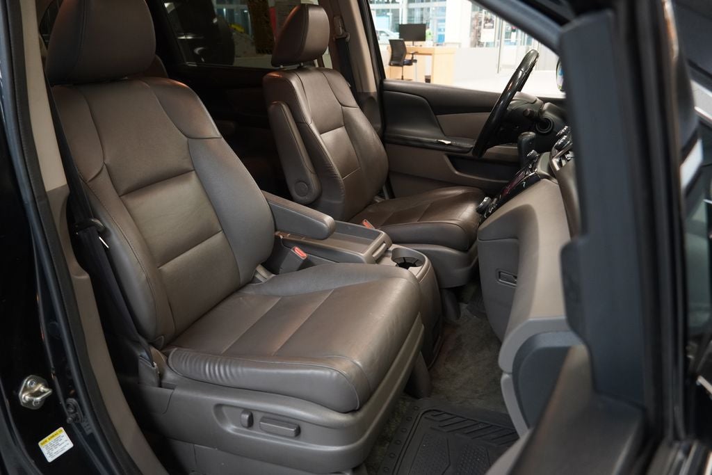 2016 Honda Odyssey Touring Elite ( PRE-AUCTION)