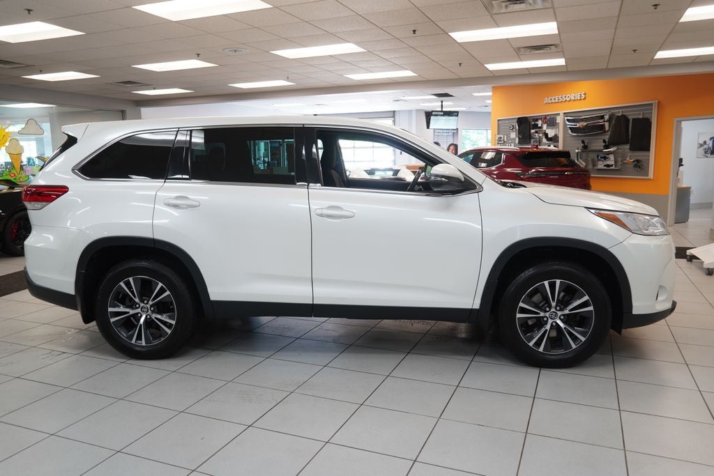 2019 Toyota Highlander LE AWD