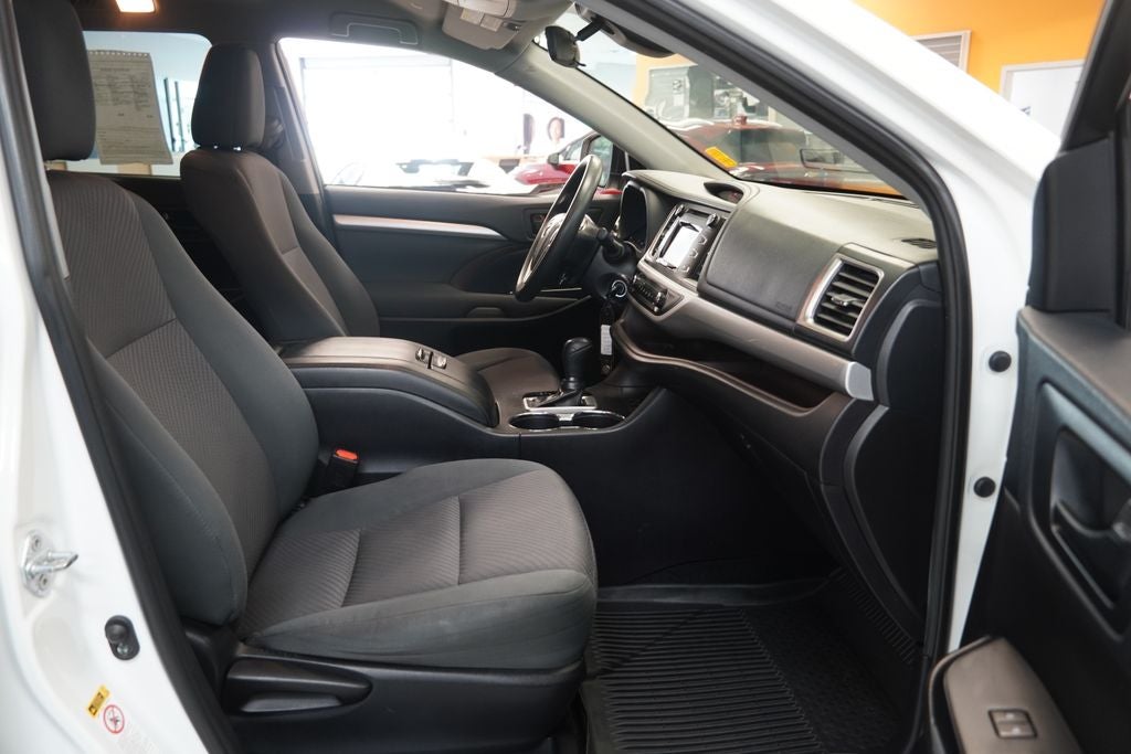 2019 Toyota Highlander LE AWD