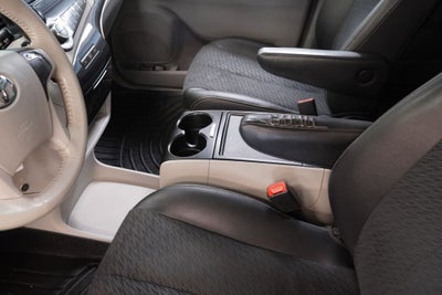 2013 Toyota Sienna SE 8 Passenger (PRE - AUCTION SPECIAL )