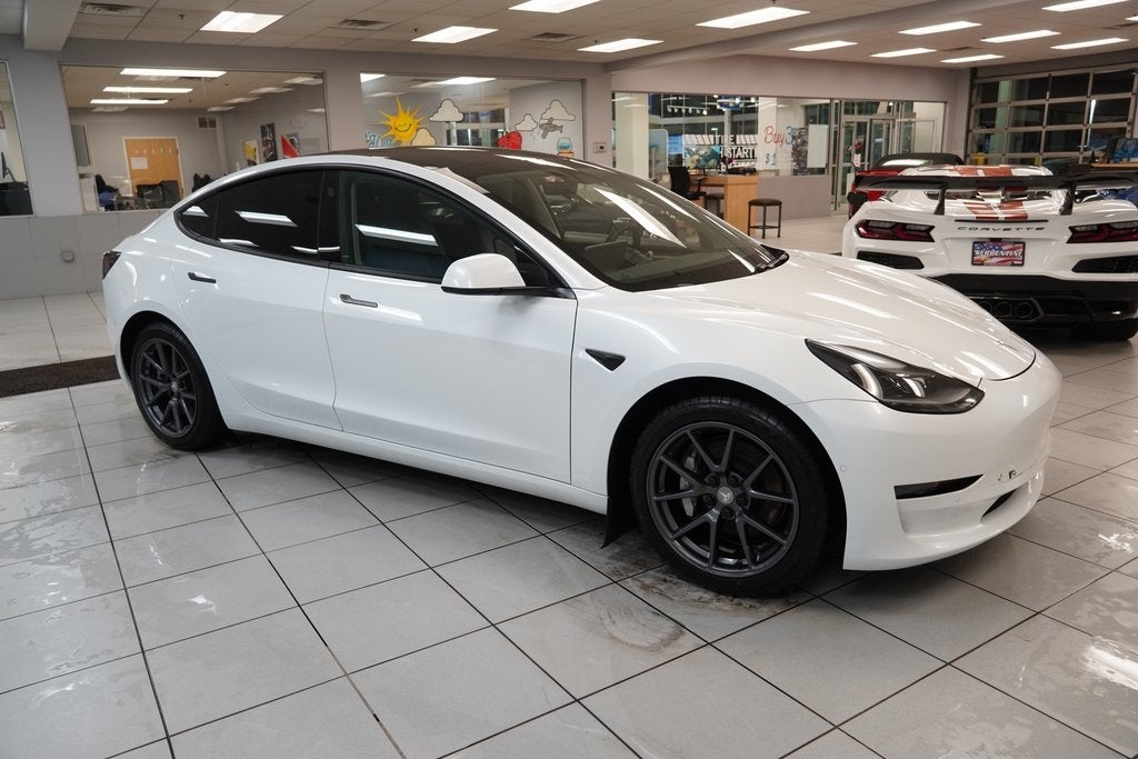 2021 Tesla Model 3 Standard Range Plus