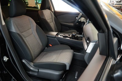 2023 Nissan Rogue SV AWD