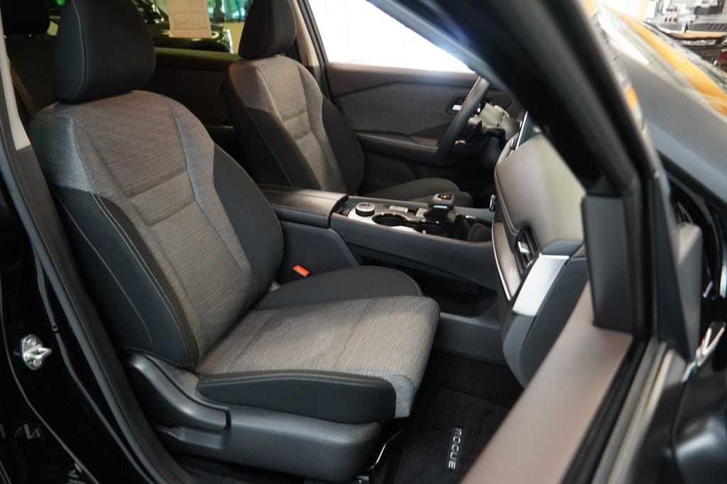 2023 Nissan Rogue SV AWD