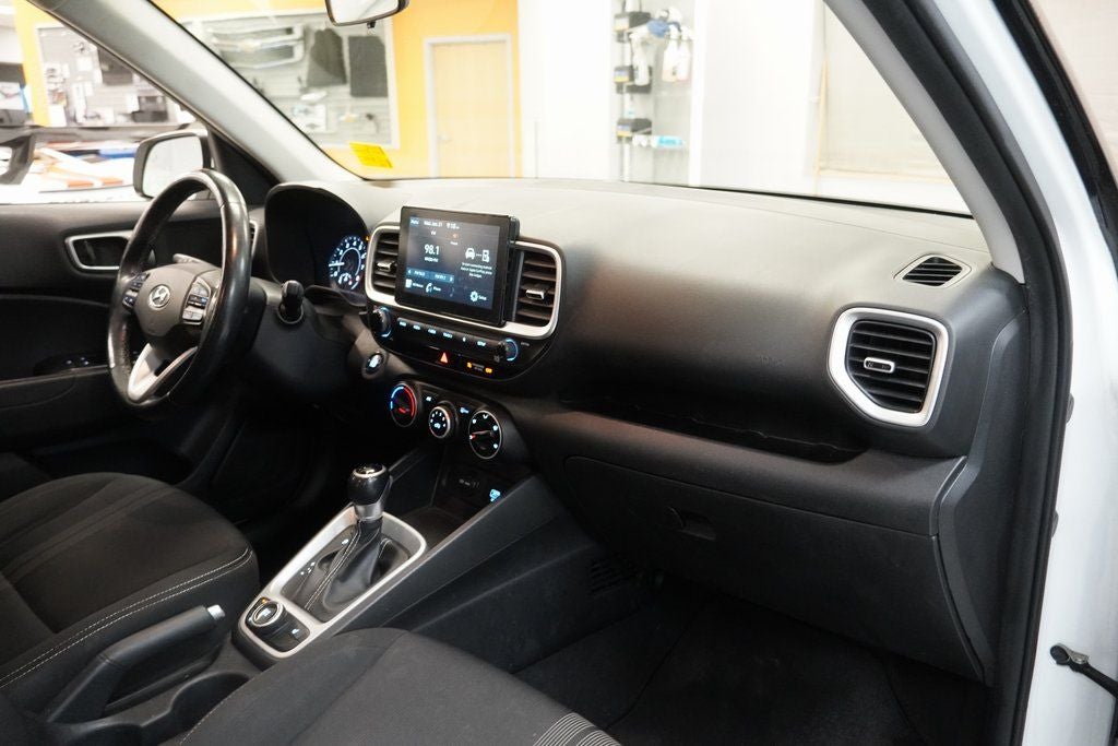 2021 Hyundai Venue SEL