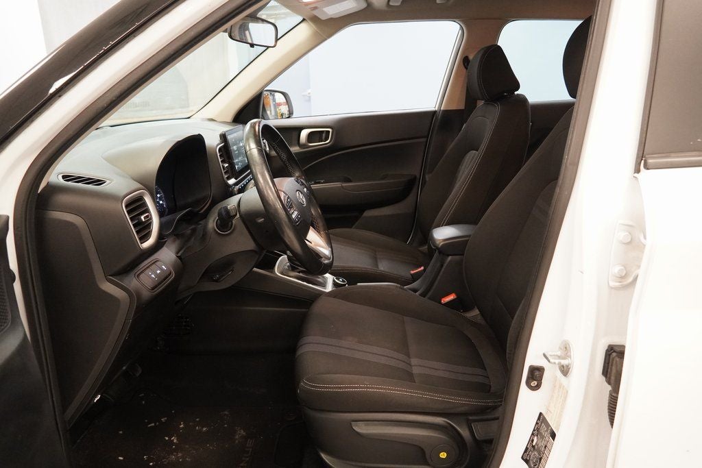 2021 Hyundai Venue SEL