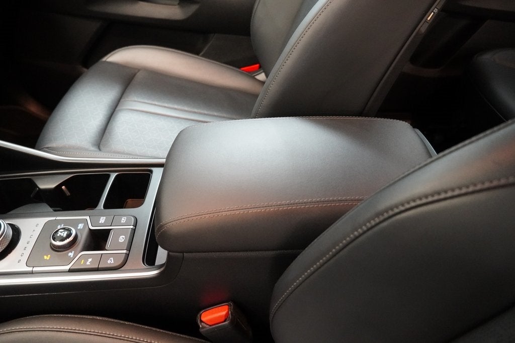 2023 Kia Sorento Hybrid EX AWD