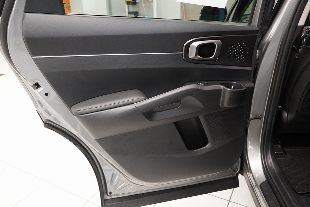 2023 Kia Sorento Hybrid EX AWD