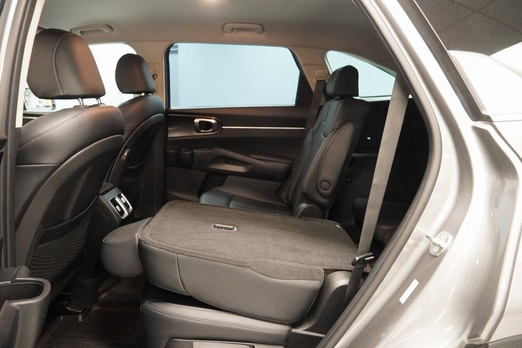 2023 Kia Sorento Hybrid EX AWD