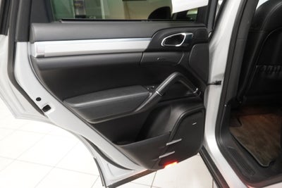 2012 Porsche Cayenne ( AWD ) ( PRE - AUCTION SPECIAL )