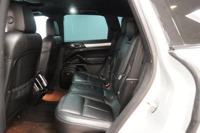 2012 Porsche Cayenne ( AWD ) ( PRE - AUCTION SPECIAL )