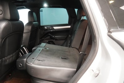2012 Porsche Cayenne ( AWD ) ( PRE - AUCTION SPECIAL )