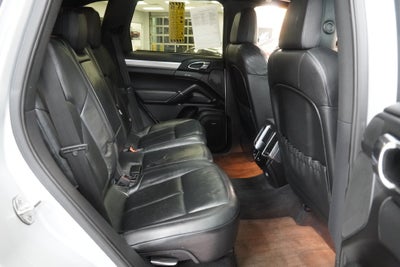 2012 Porsche Cayenne ( AWD ) ( PRE - AUCTION SPECIAL )