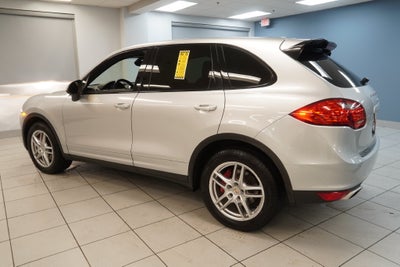 2012 Porsche Cayenne ( AWD ) ( PRE - AUCTION SPECIAL )