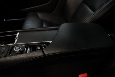 2018 Volvo V90 Cross Country T5