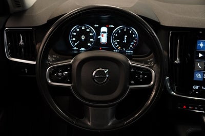 2018 Volvo V90 Cross Country T5