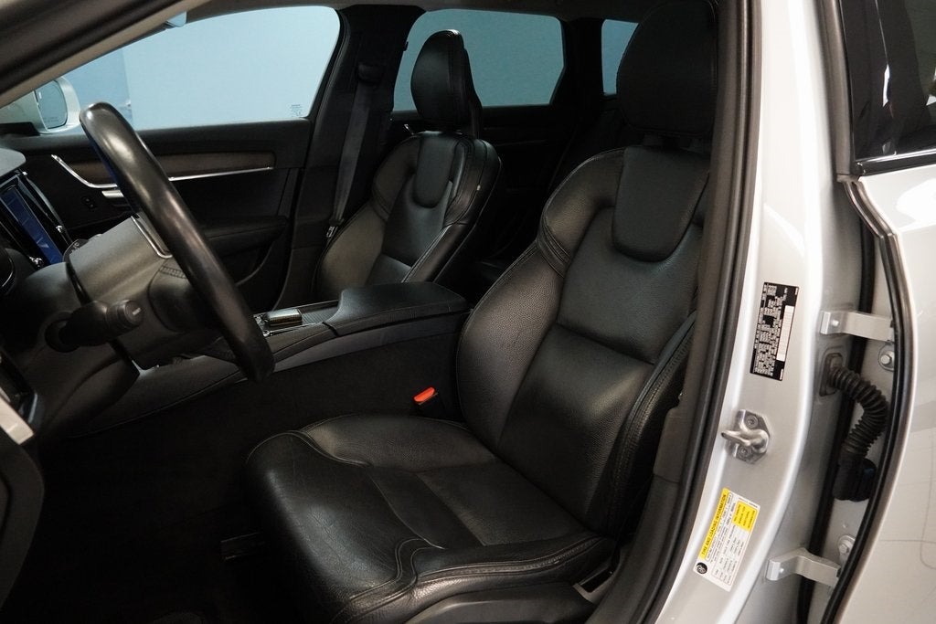 2018 Volvo V90 Cross Country T5