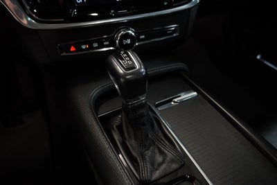 2018 Volvo V90 Cross Country T5