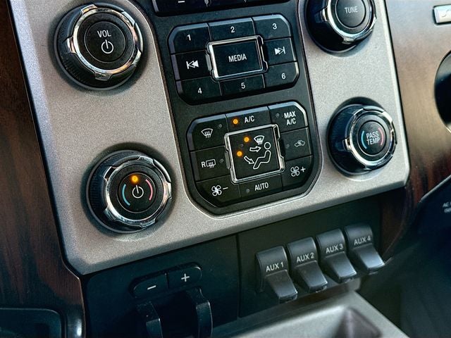 2016 Ford F-350SD Lariat 156 WB