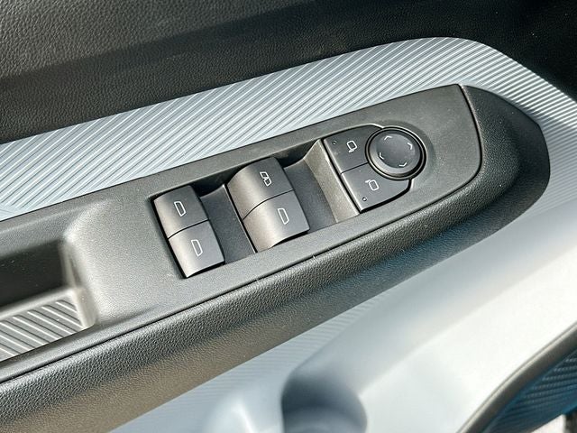 2027 Chevrolet Bolt EV LT